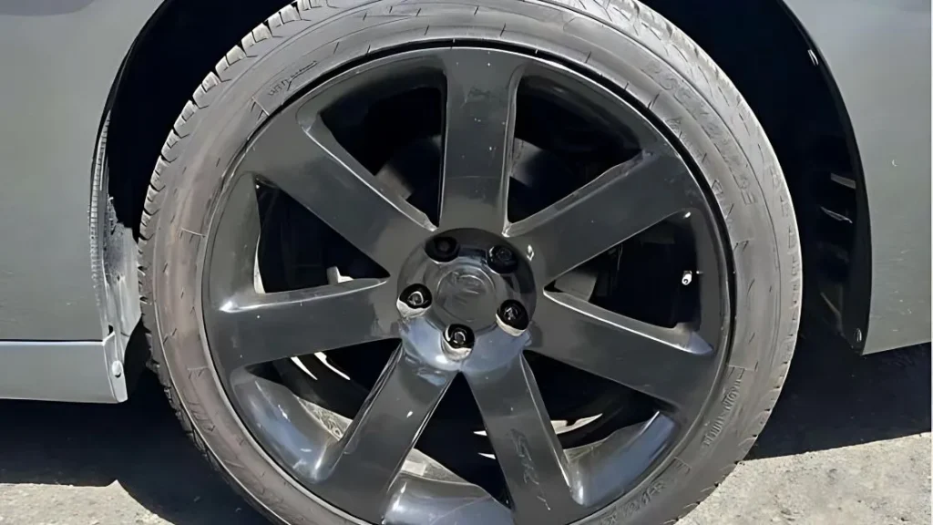 2012 dodge charger tire size