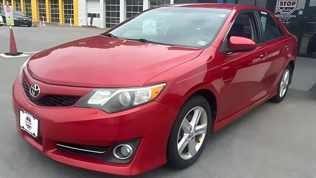 2014 toyota camry tire size